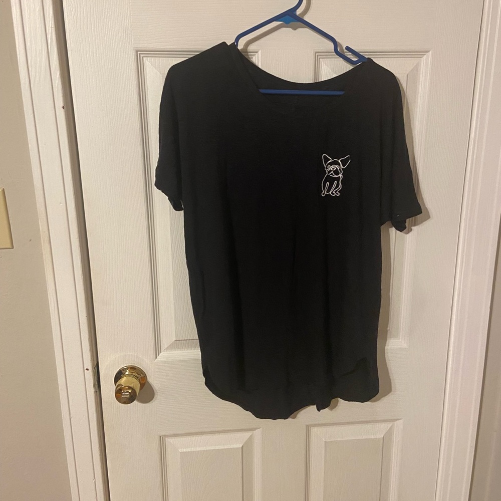 New Directions Black Short Sleeve Tee with Dog Design